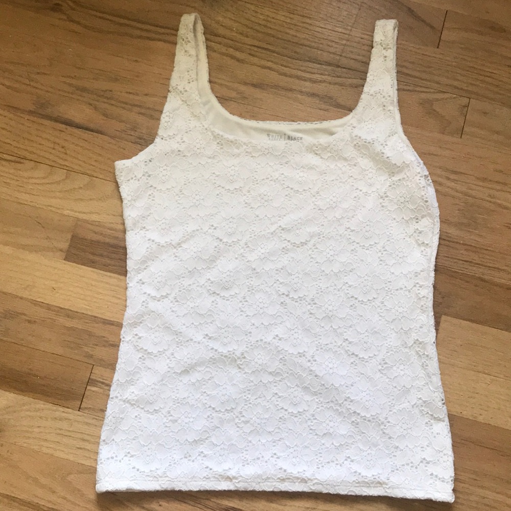 White House Black Market tank